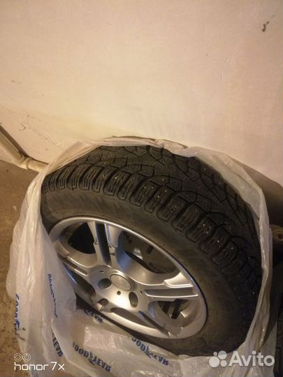 Pirelli Carrier 195/60 R15