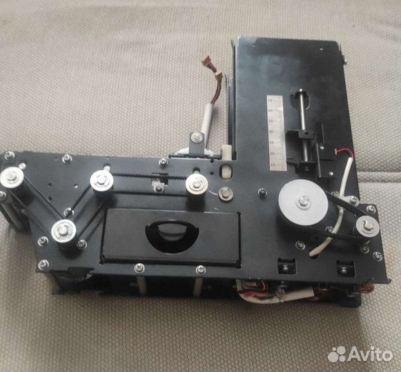 Диспенсер карт CRT-570