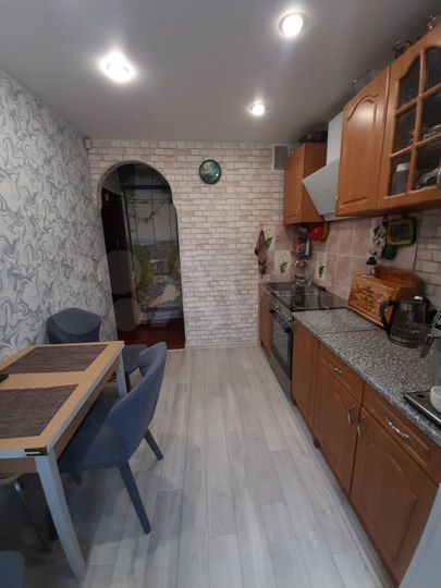 3-к. квартира, 64,4 м², 1/7 эт.