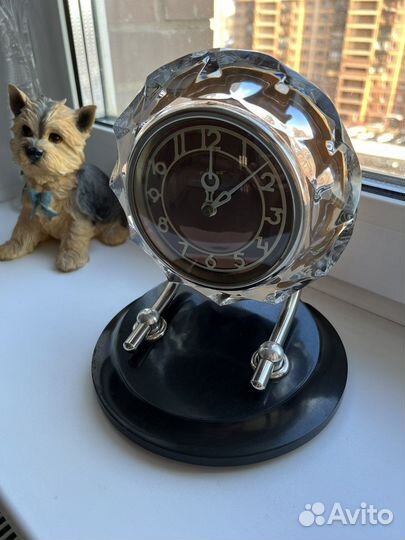 Настольные часы Маяк