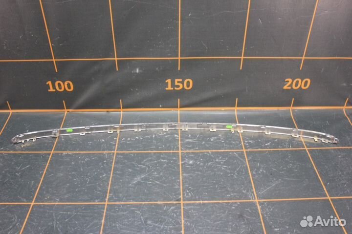 Volkswagen Touareg NF - Молдинг бампера заднего