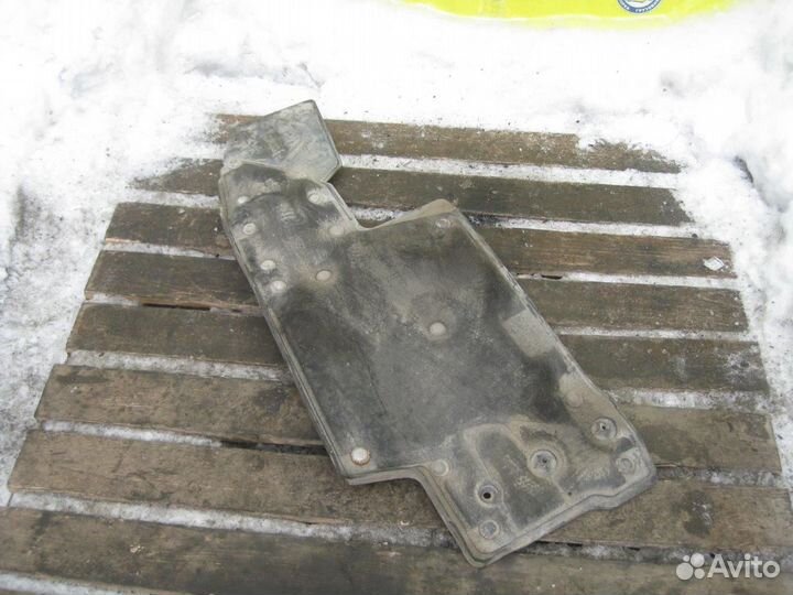 Шумоизоляция двс правая 81192212192 MAN, F 2000