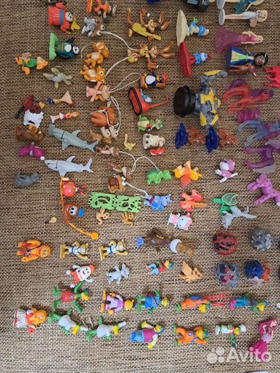 Киндер сюрприз 90 х Ландрин чупа чупс