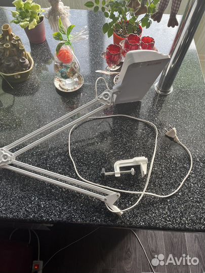 Лампа со струбциной