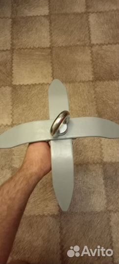 Якорь для лодки