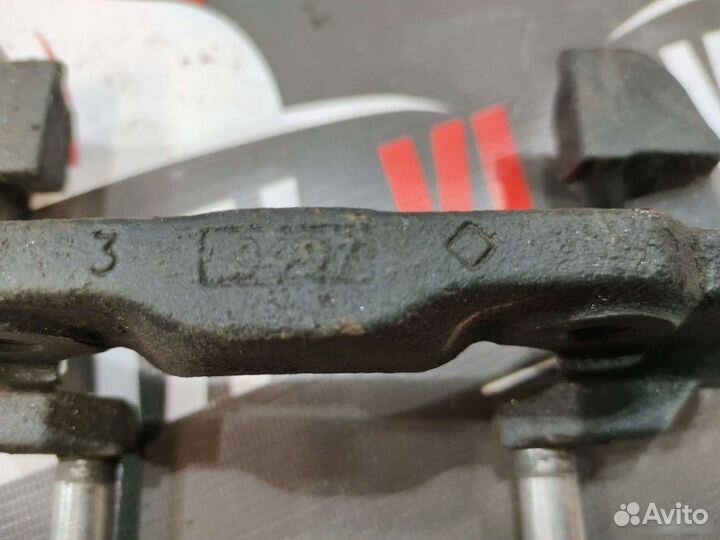 Скоба суппорта передняя правая Ford Fiesta хэтчбек