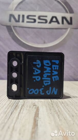 Реле Nissan NP300
