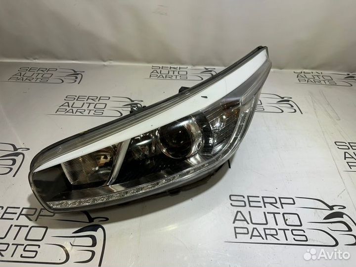 Фара левая Kia Ceed JD D4FB 2013