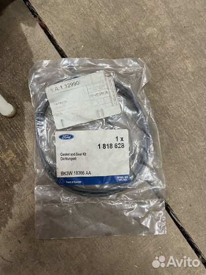 Уплотнитель полуоси ford Transit 1818628