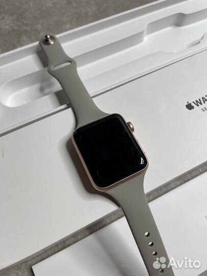 Часы apple watch 3 42mm Gold