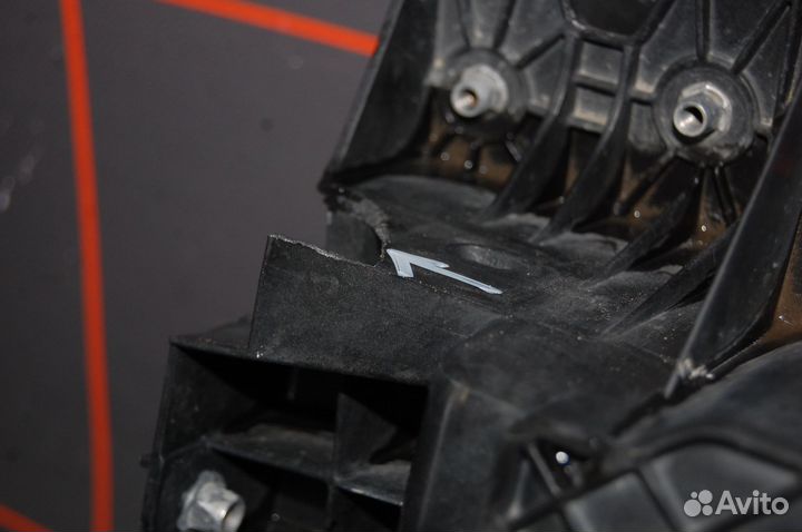 Панель радиатора - Skoda Kodiaq