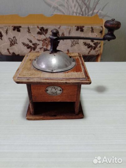 Кофемолка ручная