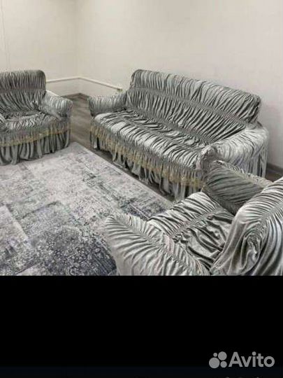 Чехлы на диван и два кресла