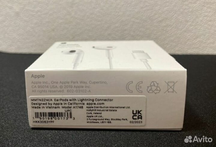 Новые наушники Apple EarPods Lightning(mmtn2ZM/A)
