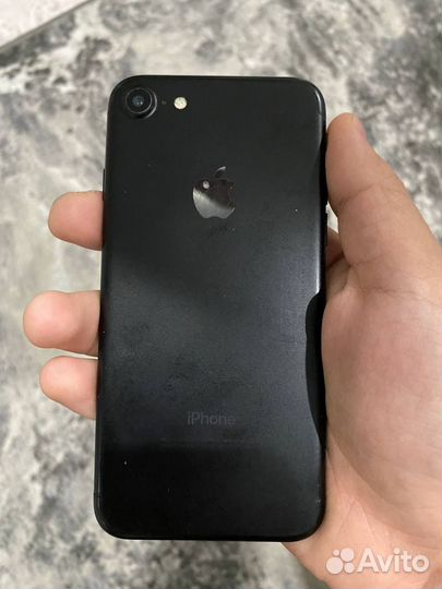 iPhone 7, 32 ГБ