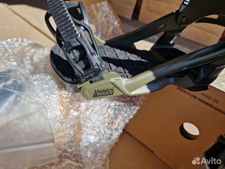 Крепления для сноуборда salomon trigger black XL