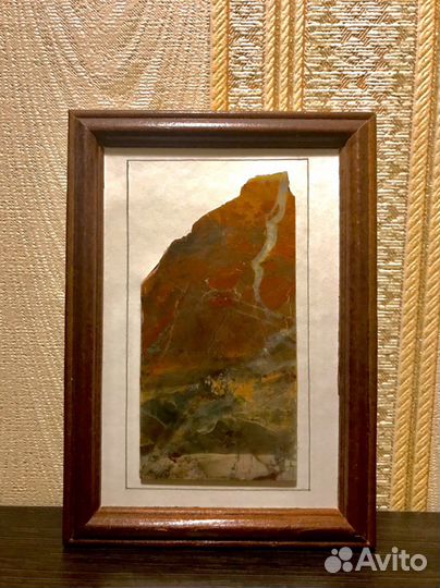 Картина из яшмы