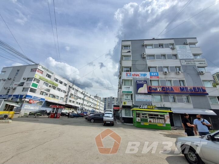 Офис кабинетной планировки с отдельным входом