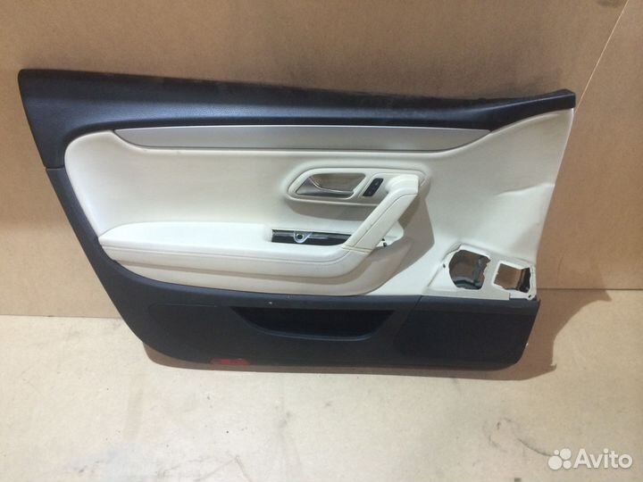 Обшивка двери Volkswagen Passat CC
