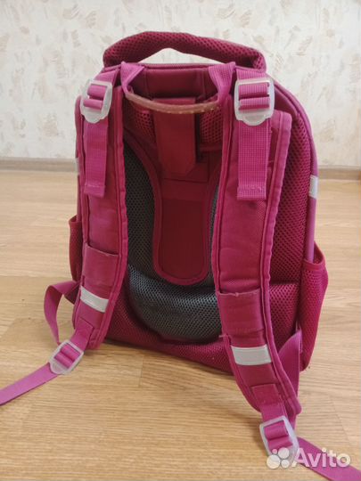 Школьный рюкзак для девочки