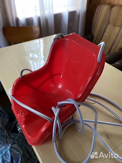 Детская качель подвесная