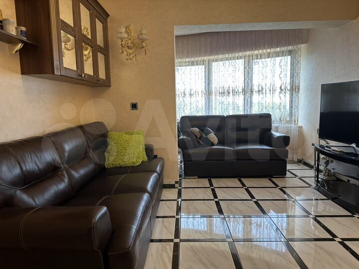 3-к. квартира, 105 м², 7/23 эт.