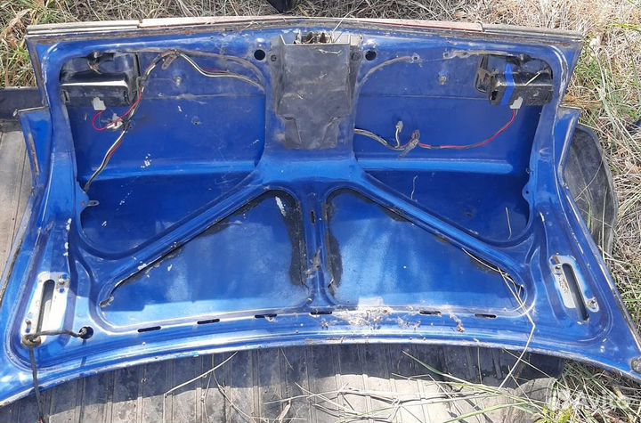 Крышка багажника Лада 2110