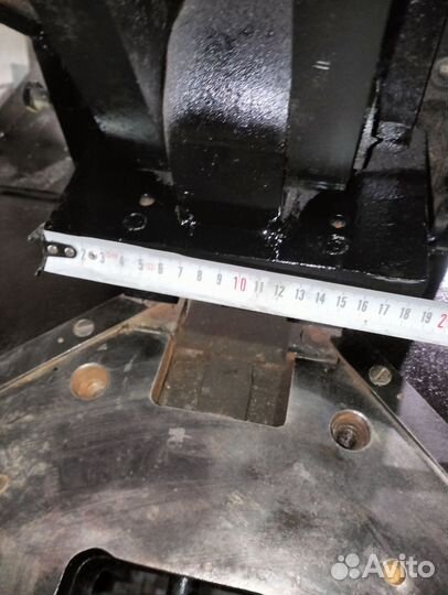 Пресс пневматический