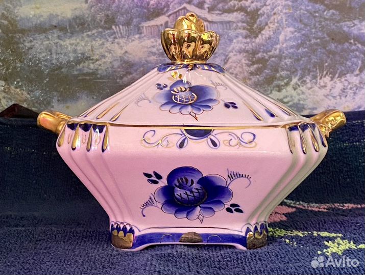 Винтажная конфетница