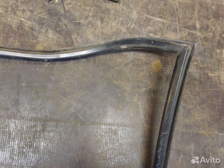 Молдинг лобового стекла Lifan Solano