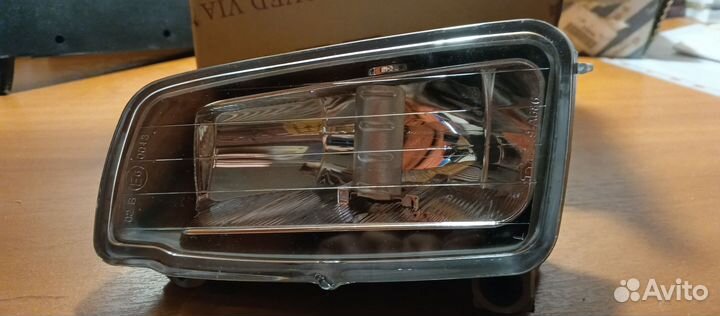 Противотуманка Ford C max, новая