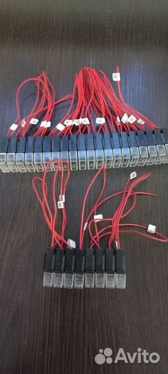 Держатель для флажкового предохранителя с крышкой