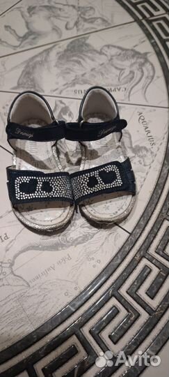 Босоножки для девочки 20;21