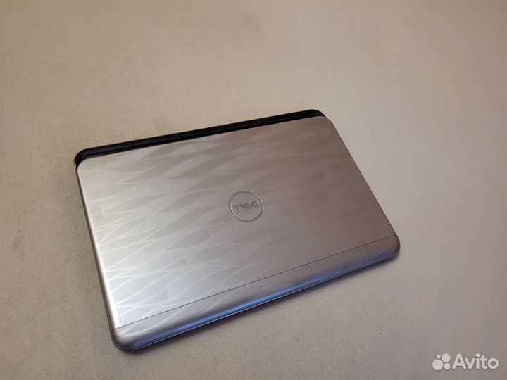 Ноутбук dell inspiron