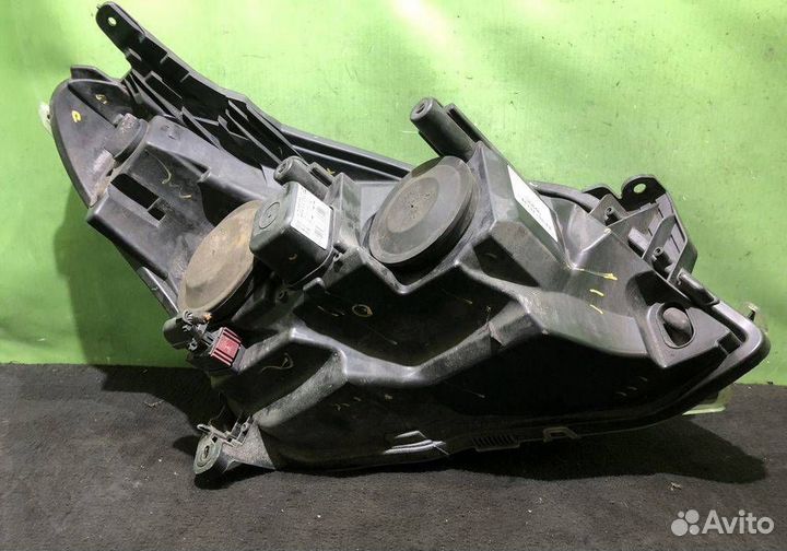 Фара левая галоген Opel Astra H 2004-2007