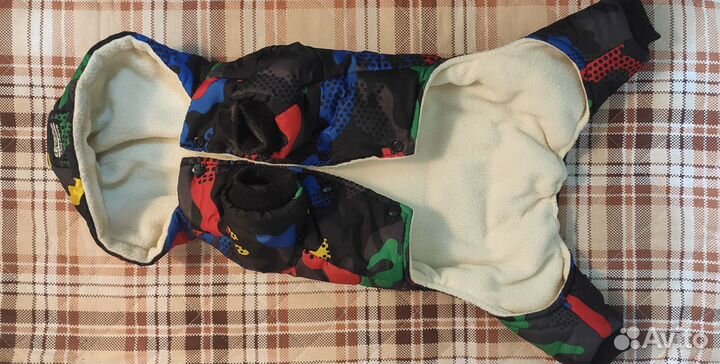 Зимний комбинезон для маленькой собаки