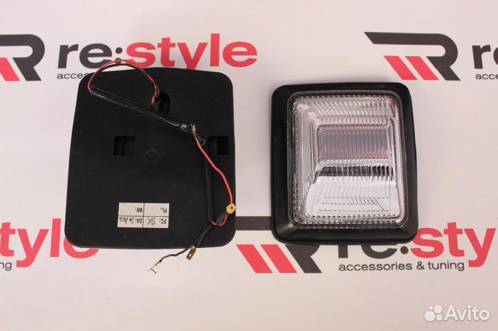 Поворотники на крылья Mercedes G-Class S1451