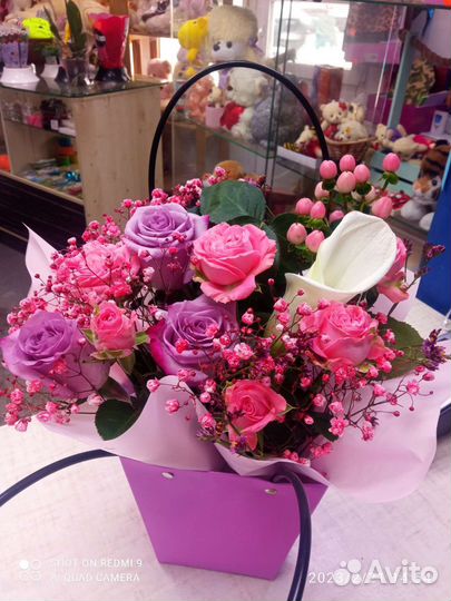 Живые цветы букеты с доставкой