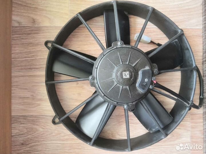 Вентилятор Spal VA03-BP/LL-37S 24V