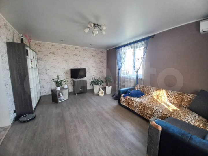 2-к. квартира, 54 м², 7/10 эт.