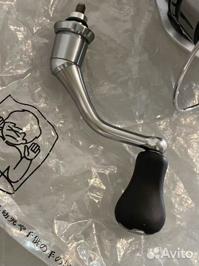 Спиннинговая катушка Shimano 19 Stradic 2500