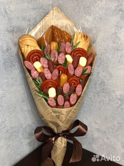 Съедобные букеты мясной букет из колбасы и сыра