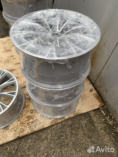 Диски Audi R19 5х112