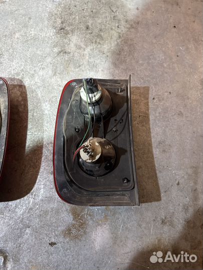 Задние фонари Land Rover Freelander 1 рестайл