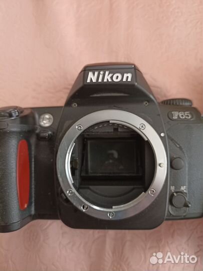 Зеркальный фотоаппарат nikon