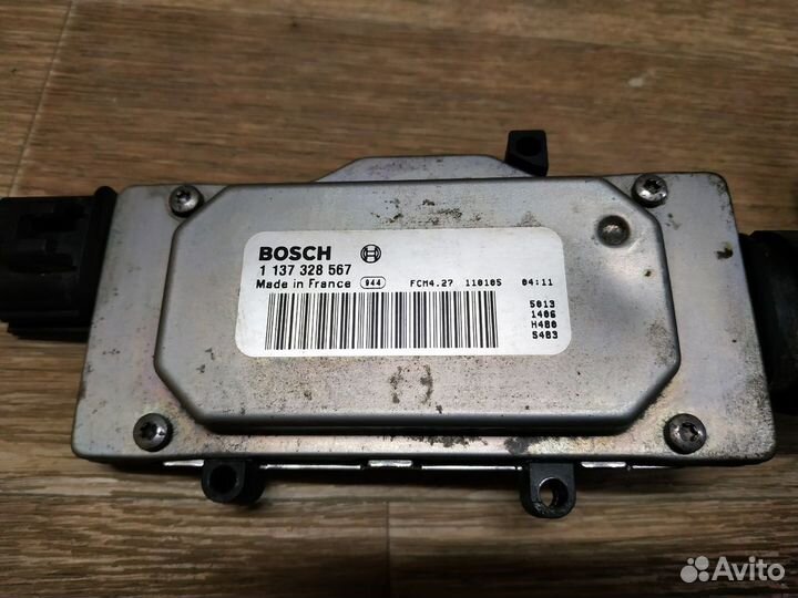 Блок управления вентилятором Ford Focus 3