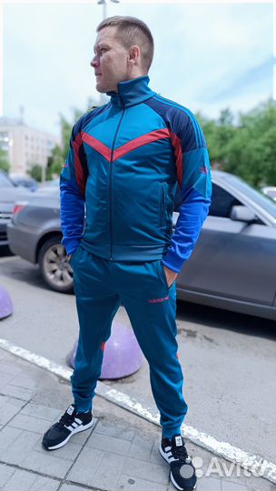 Спортивный костюм Adidas 