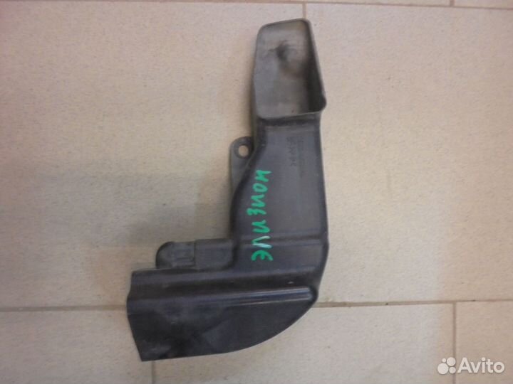 Elysion RR3 2005 г Патрубок всасывающий б/у