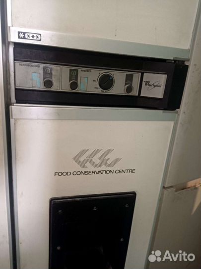 Холодильник бу whirlpool sbs