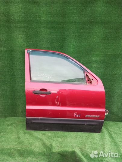 Дверь передняя правая Ford Escape